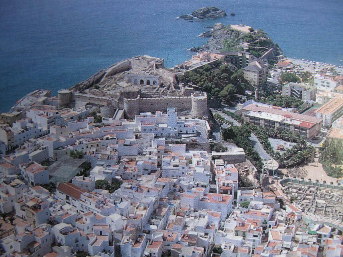 Almunecar, Playa 125 Metres, By Old Town *